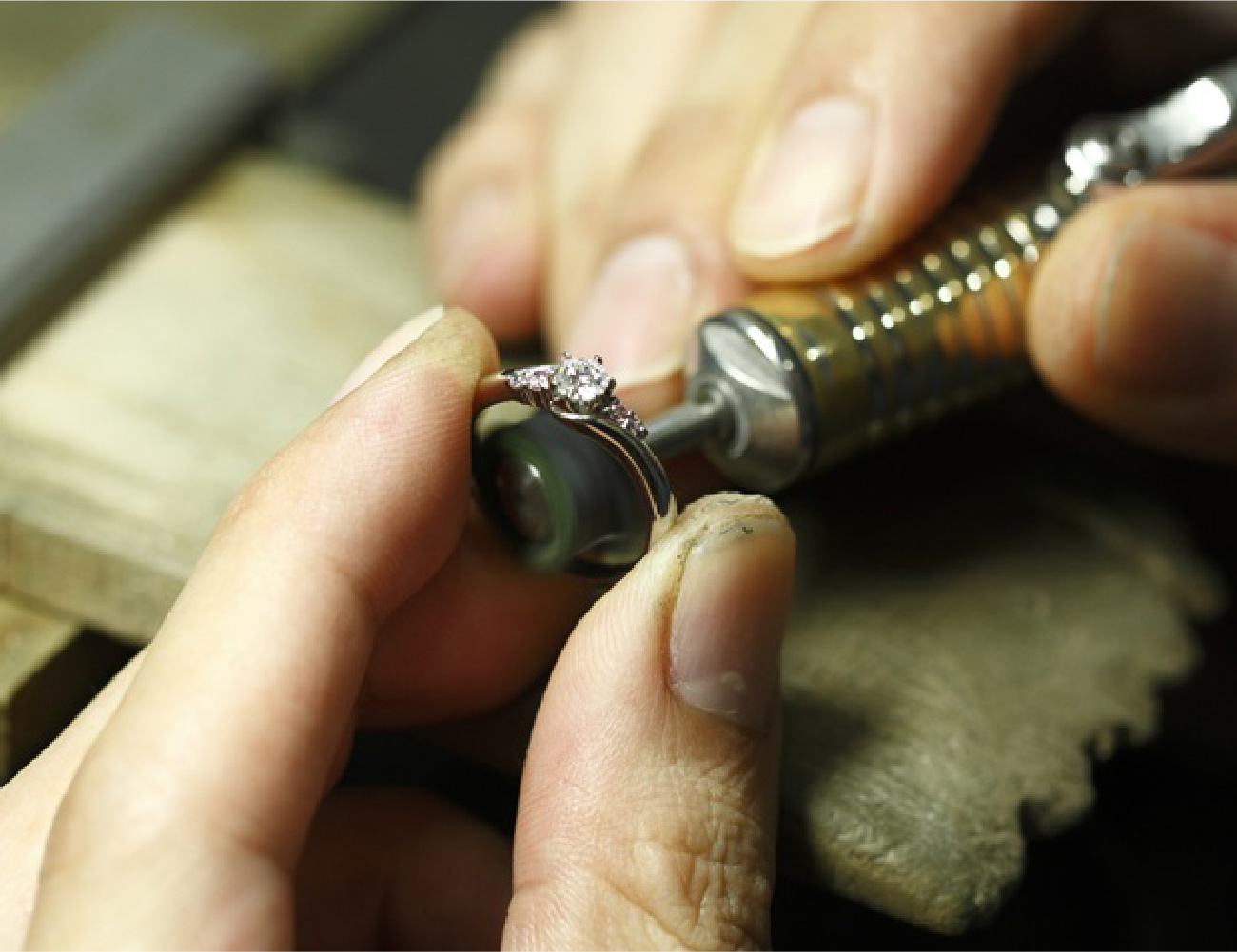 職人技が息づく、スタージュエリーのものづくり